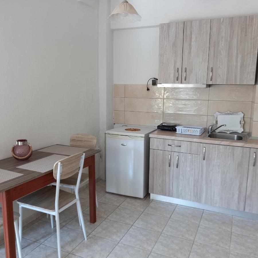 Μαρου Rooms Olympiakí Aktí Exteriér fotografie