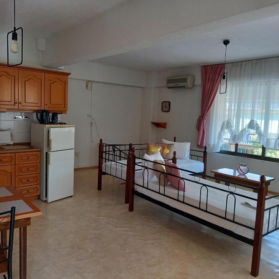 Μαρου Rooms Olympiakí Aktí Exteriér fotografie